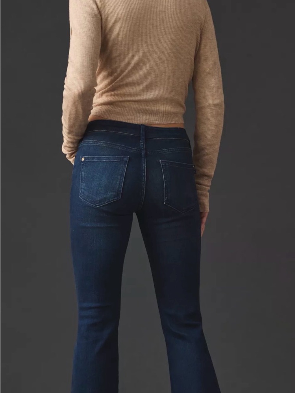 Pilcro The Icon Low-Rise Flare Jeans Dark Wash Size 25 - Picture 2 of 15